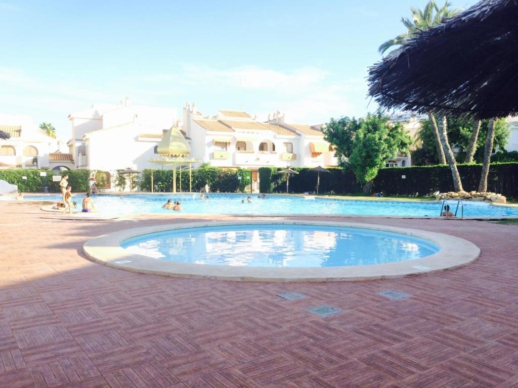 Bonita Casa En Urbanizacion Privada Muy Cerca Del Mar Y De Alicante グラン・アラカント エクステリア 写真